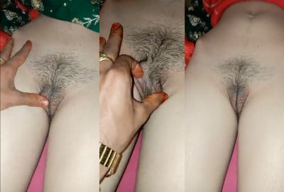 Kannada aunty sex video with a man licks his wife’s pussy.